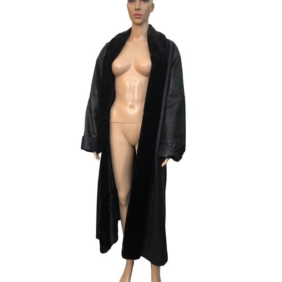 SOLD Vintage 1990s Black Leather Fur Collar Reptile Alligator Trench Coat - Picture 4 of 16